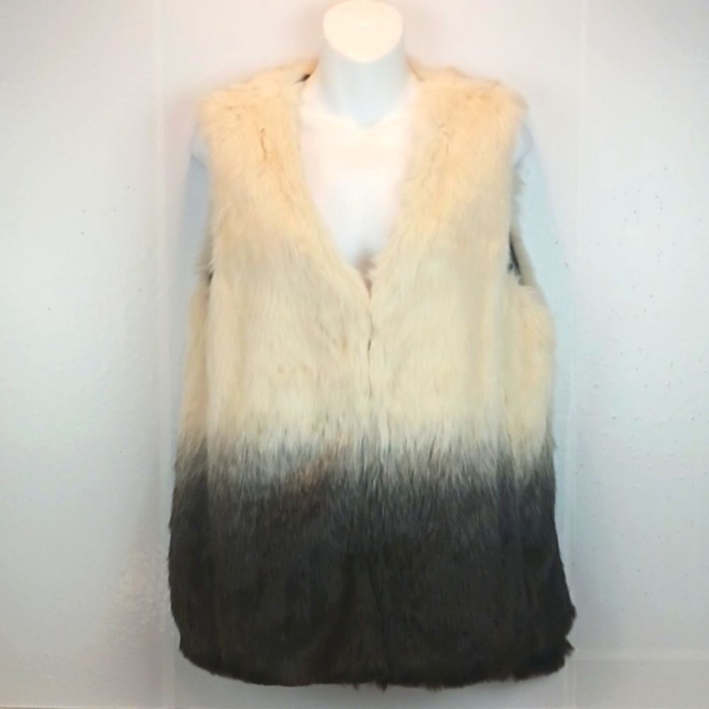 Jolt ombre cream/ chocolate brown faux fur sleeveless vest size large